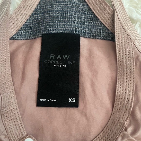 Unique dusty pink halter style top - Picture 5 of 11